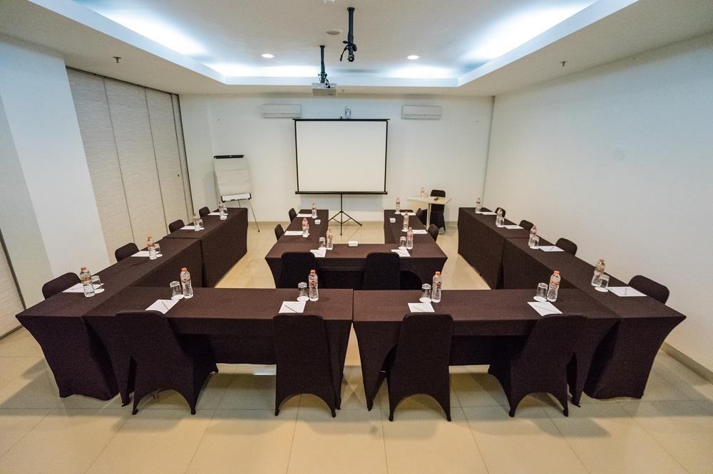 Amaris Hotel Pancoran Jakarta Exteriör bild